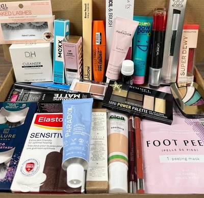 12 x GROSSHANDEL RESTPOSTEN MAKE-UP KOSMETIK MARKE AUGEN LIPPEN NÄGEL VOLLE GRÖSSE - NEU