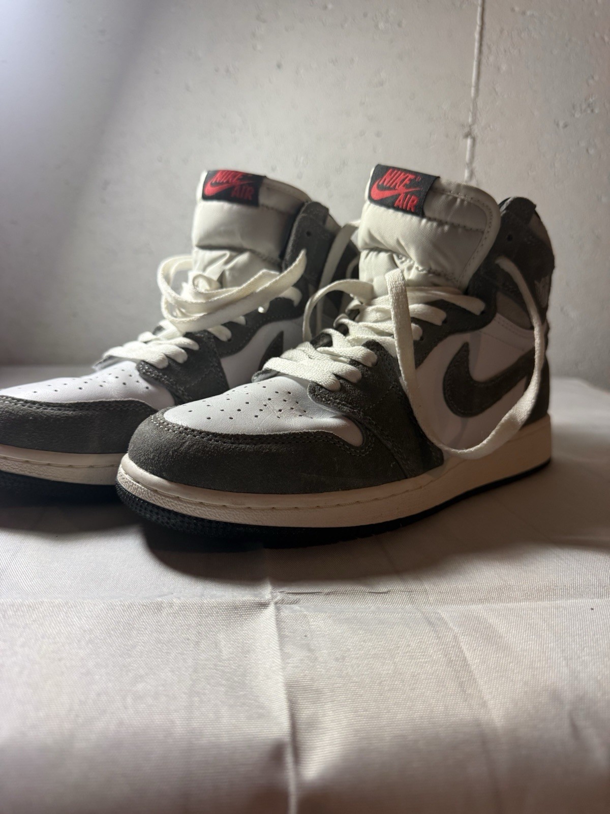 Nike Air Jordan 1 High Grey Suede Youth Size 6Y