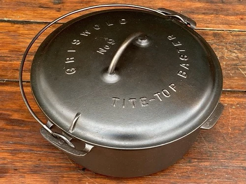 Griswold Cast Iron #9 Fully Marked Tite Top Baster Dutch Oven