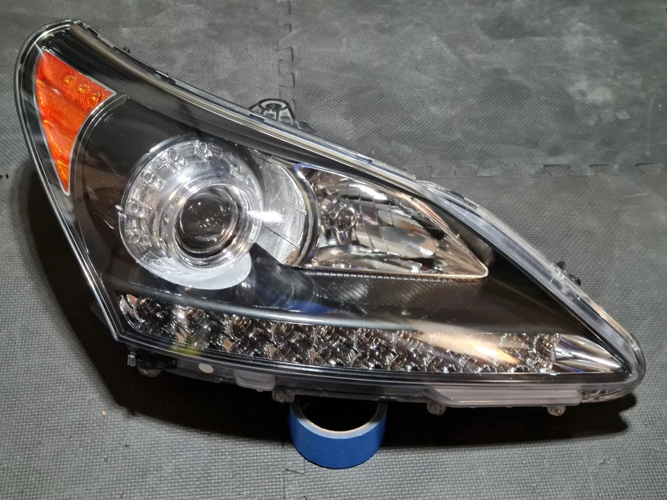 2011-2016 Hyundai Equus Passenger Right Xenon Adaptive AFS Headlight Genuine OEM - Image 2 of 4