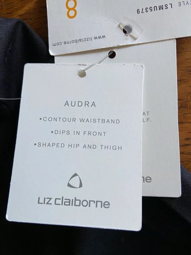 NWT Liz Claiborne Lizsport Dress Pants Womens Sz 8 Black Audra Cropped - Picture 4 of 5
