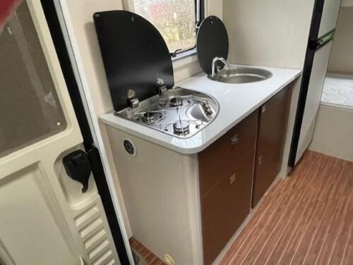 2021 RIMOR SEAL 9 6 BERTH MOTORHOME FOR SALE - Picture 5 of 9