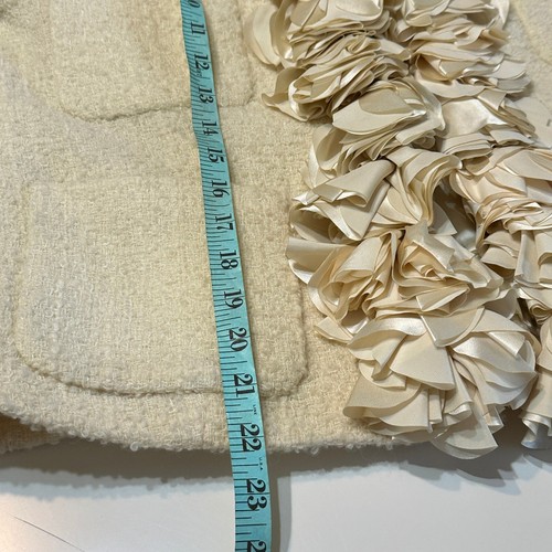 J. Chaqueta Astrid Crew Collection Flores en Cascada Mujer 14 Crema Lujo Boucle - Imagen 10 de 11