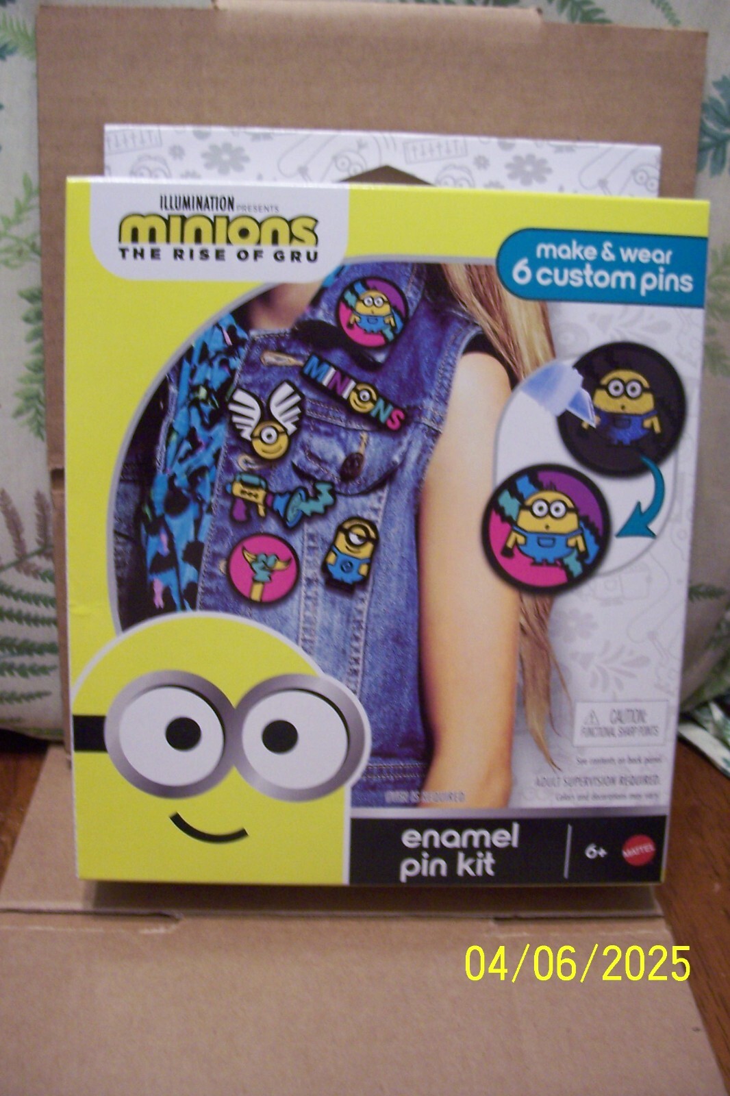 Minions - The Rise of Gru - Enamel Pin Kit - New in Package