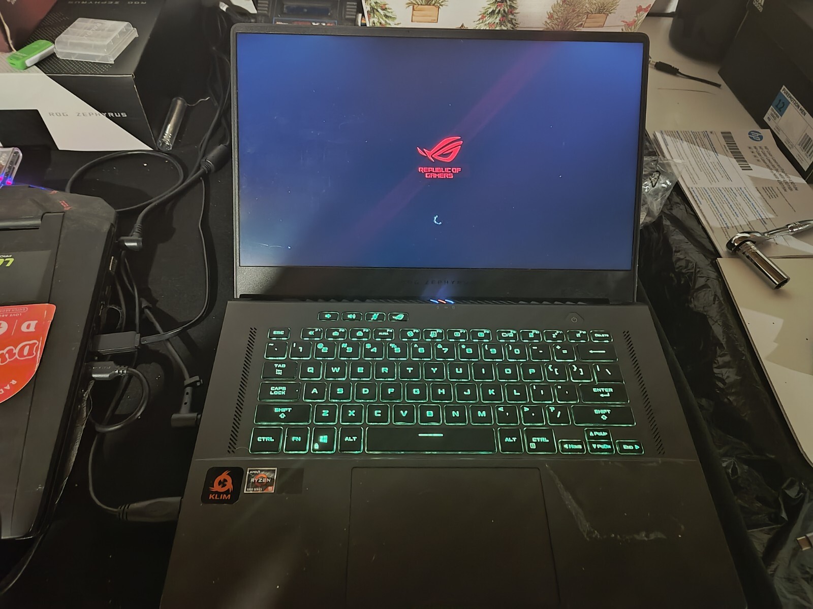 ASUS ROG Zephyrus 15.6