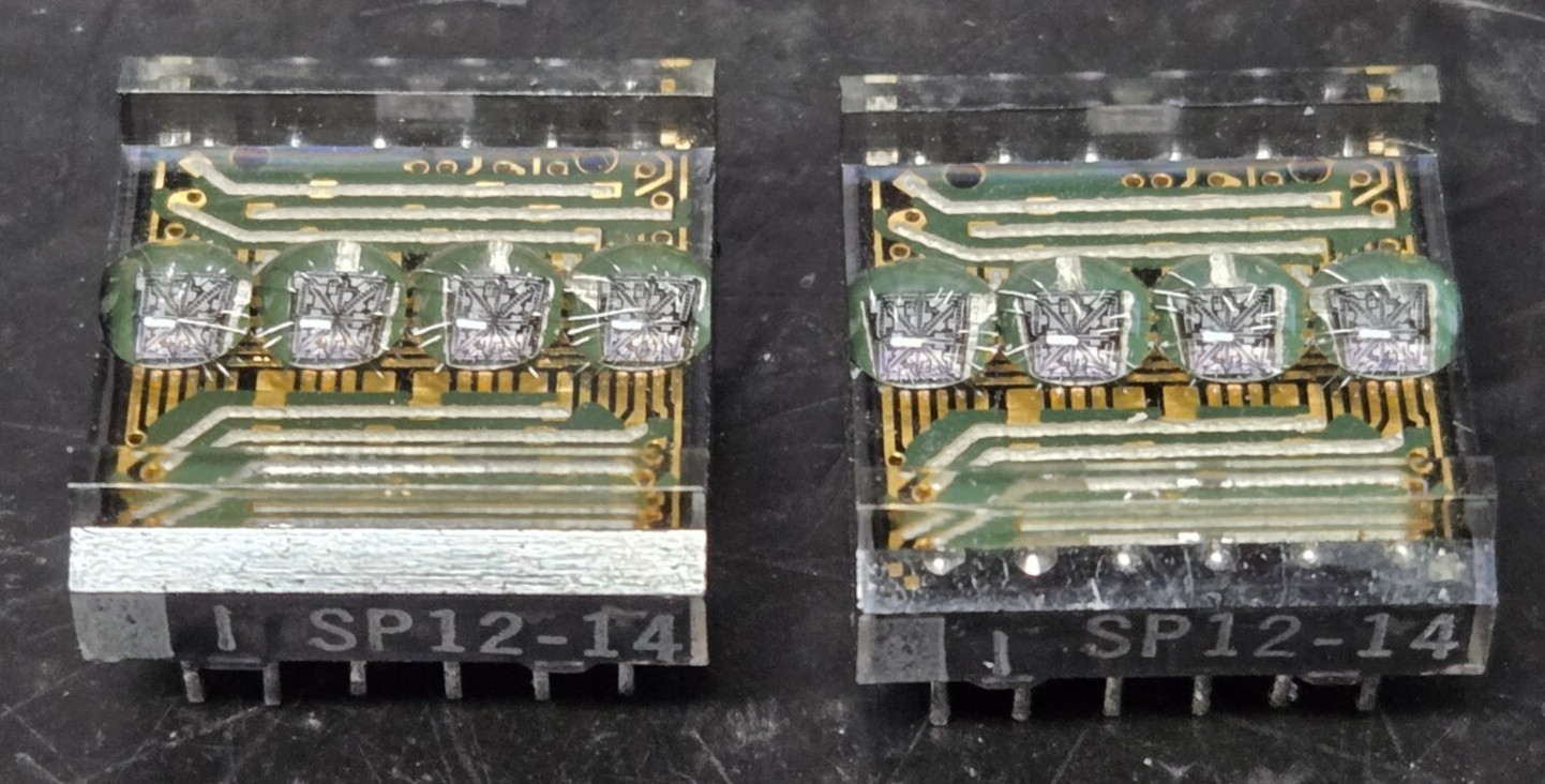 1pc Litronix? SP12-14 4X 16 segment alphanumeric display 1984