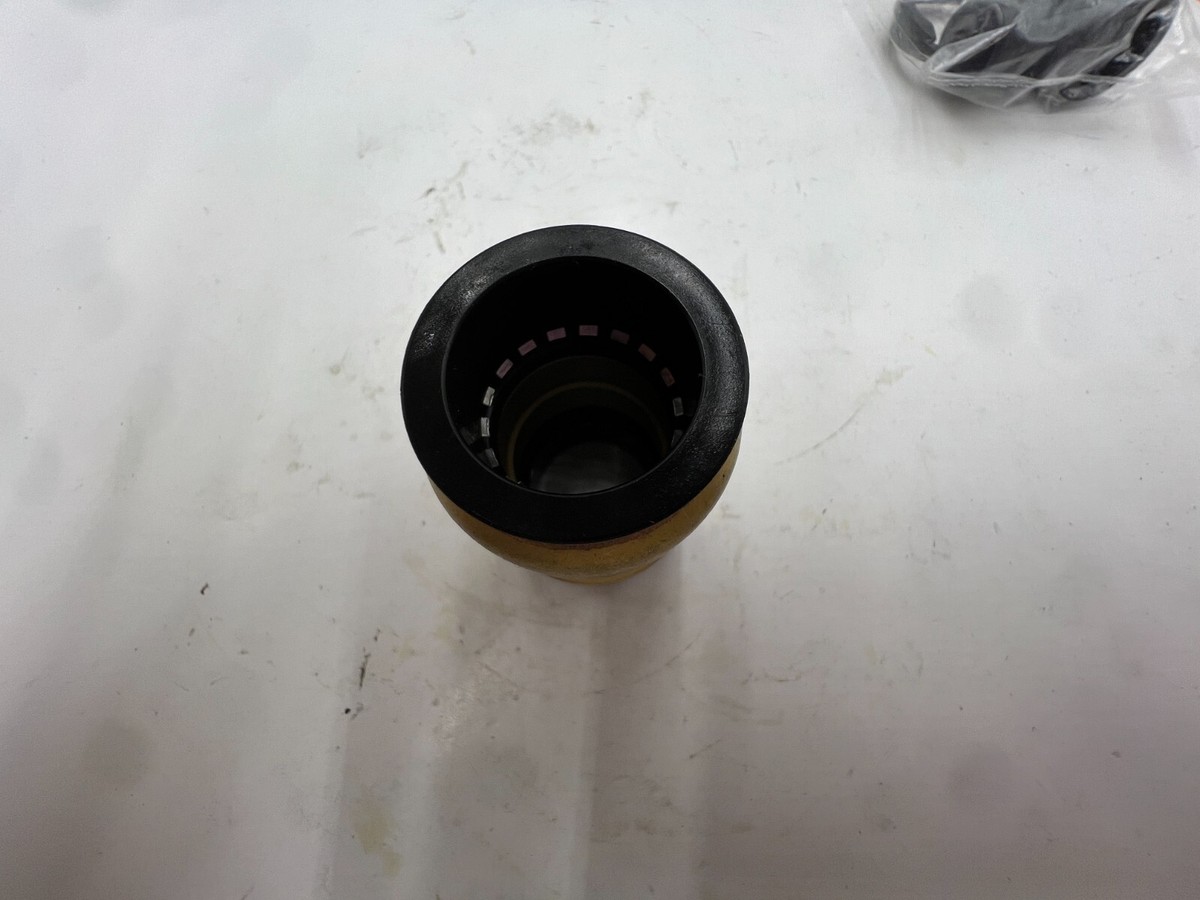 Watts AquaLock Brass Coupling - 3/4" Push-to-Connect Fitting For Copper, CPVC & PEX