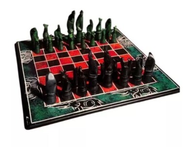 African Vintage Chess Set - Royal Green Chess Board