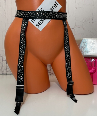 VICTORIAS SECRET M/L LUXE CRYSTAL EMBELLISHED BOW GARTER BELT SATIN  MERRYWIDOW | eBay