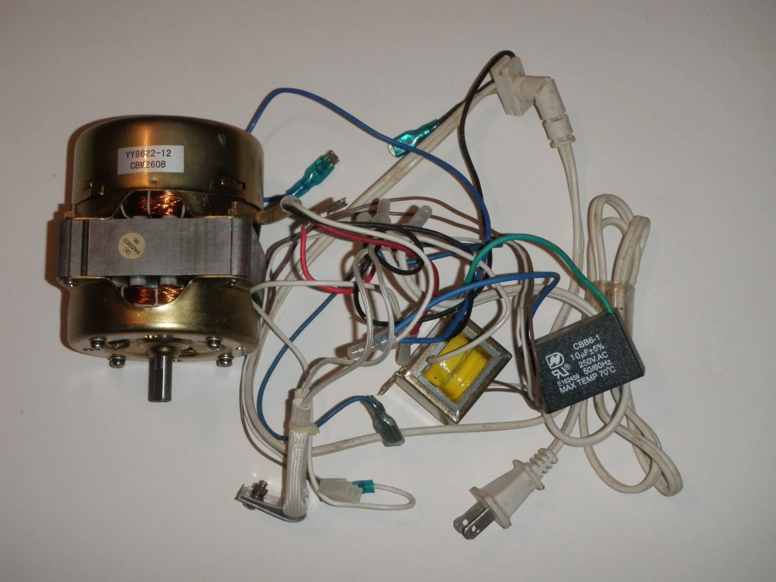 Motor + Capacitor + Fuse for Breadman Bread Maker Model TR2200 3-rivet only