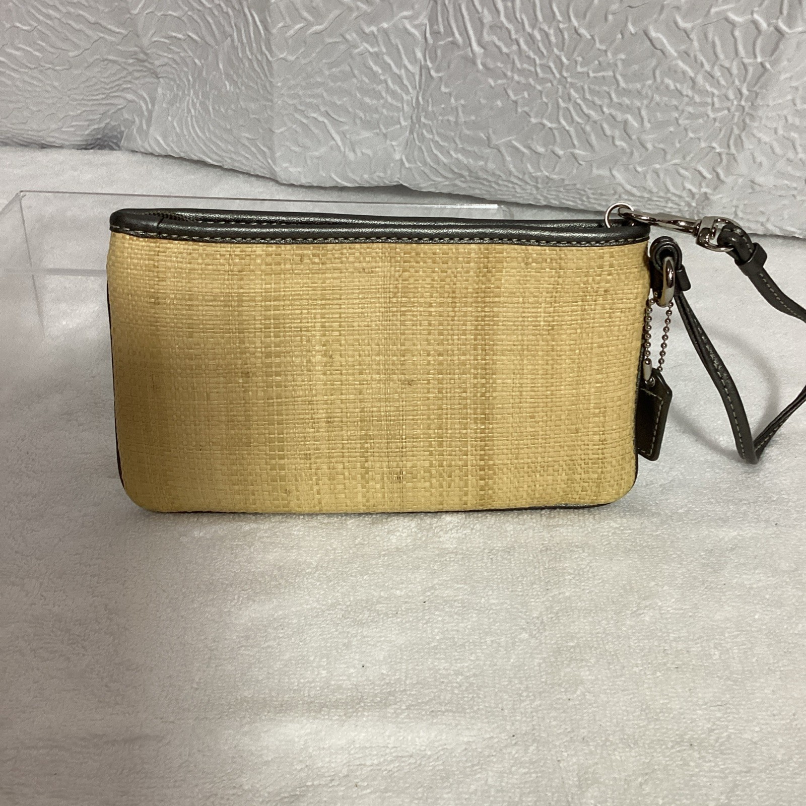 Rare Coach Y2K Hamptons 10th Anniv Metallic Flower Wristlet image 4