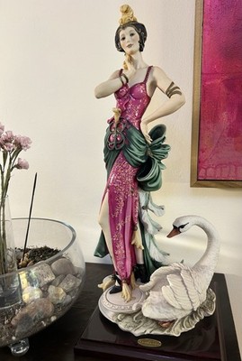 Giuseppe Armani Florence ''Swans Lake'' 19 inch Figurine # 4/3000