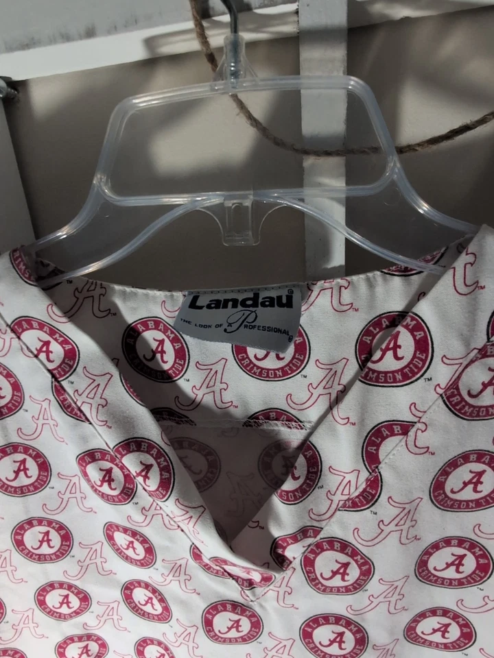 Landau Scrub Top University Of Alabama Size Extra Small Womens - Image 2 of 4