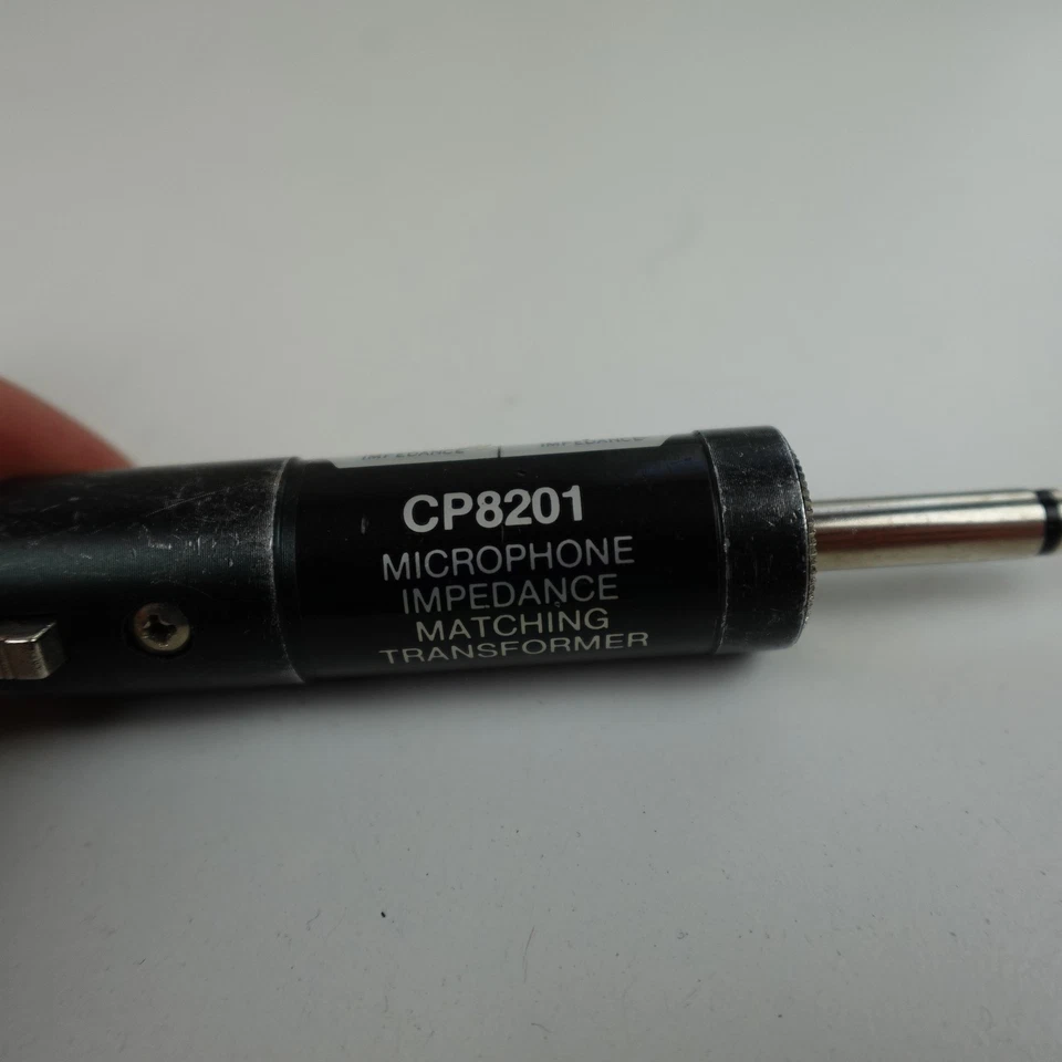 Adaptador transformador a juego de impedancia de micrófono Audio-Technica CP8201 1/4 pulgada Foto 2 de 4