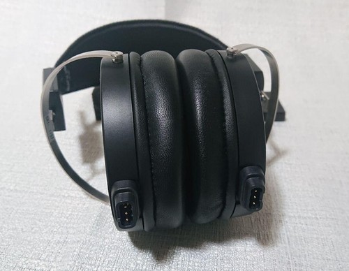 STAX SR-X1 Wired Headphones Ear Speaker Overhead Black Japan w/Box Tested Japan - Picture 4 of 7