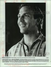 1989 Press Photo Actor Kevin Costner as Ray Kinsella in 