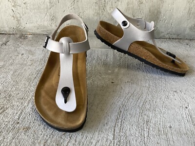 JOE N JOYCE Lima Silver Synsoft Footbed Slingback Thong