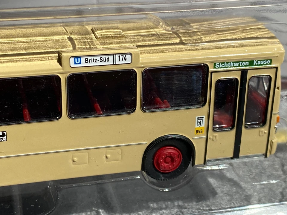 Mercedes Benz  O305 BVG Bus 174 U-Bhf Britz-Süd Brekina 50708 H0 Neu in OVP 1:87 - Bild 4 von 4