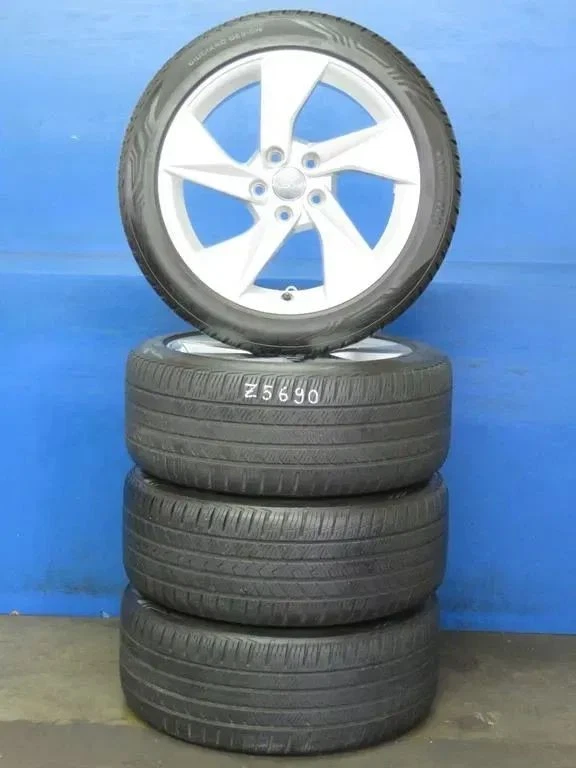 Audi A3 Ganzjahresräder Ganzjahresreifen 8Y0601025A original Felgen 17 Zoll - Bild 2 von 4