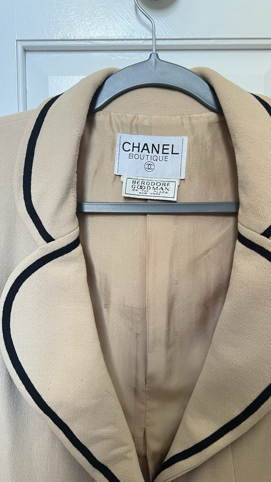 Vintage Chanel Boutique blazer thumbnail 3