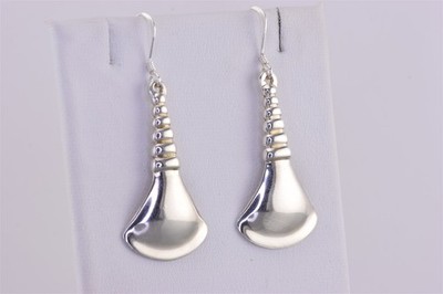 RLM Studio Sterling Silver 33mm x 18mm Ribbed Tapered Paddle 925 Hook Earrings