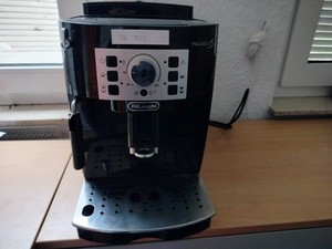 DeLonghi Magnifica S Kaffeevollautomat defekt | Ersatzteilspender  (O7 1123)