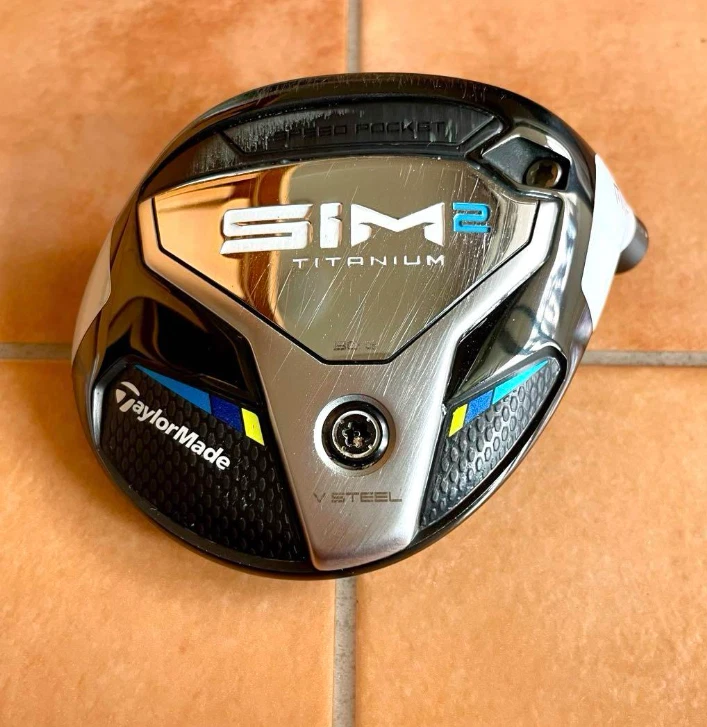 TaylorMade SIM2 3W 15° Fairway Wood Titanium Head w/ Headcover Right-Handed - Image 2 of 4