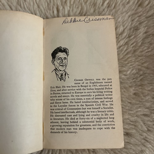 Vintage 1984 Paperback George Orwell Signet Classic Ed 1961 45th Printing Sci-Fi - Picture 4 of 8