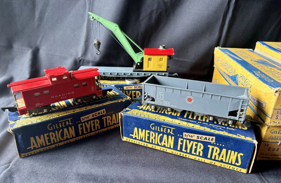 LOT/7 Gilbert American Flyer Trains & Tracks 700 702 630 632 635 in ...