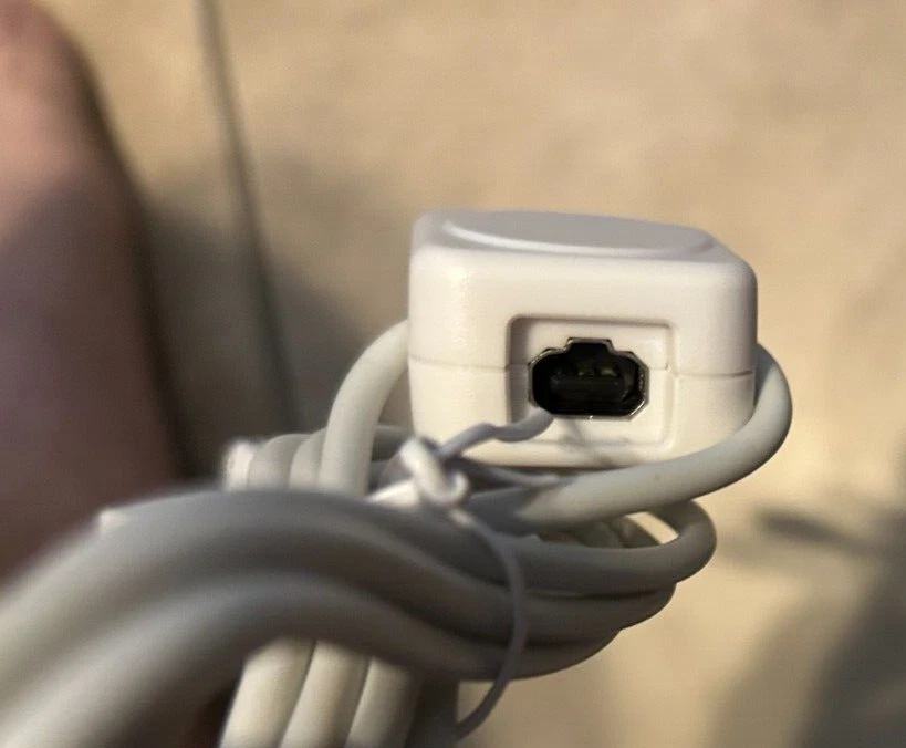 Cabo de ligação Game Boy Advance com conectores OURO VENDEDOR EUA NOVO GBA SP Nintendo - Imagem 3 de 4