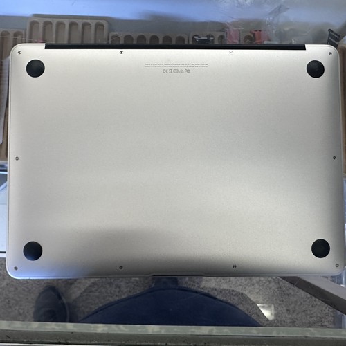 Apple 2017 Macbook Air 13" i5 1.8GHz 8GB 256GB SSD Grade A One Year Warranty ! - Afbeelding 10 van 10