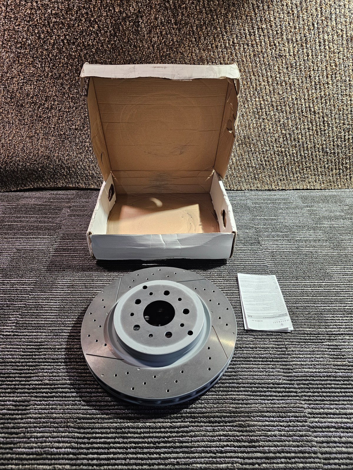 Maserati  OEM 000257142  Rear Brake Disc Rotor for GranTurismo Gt 08-17