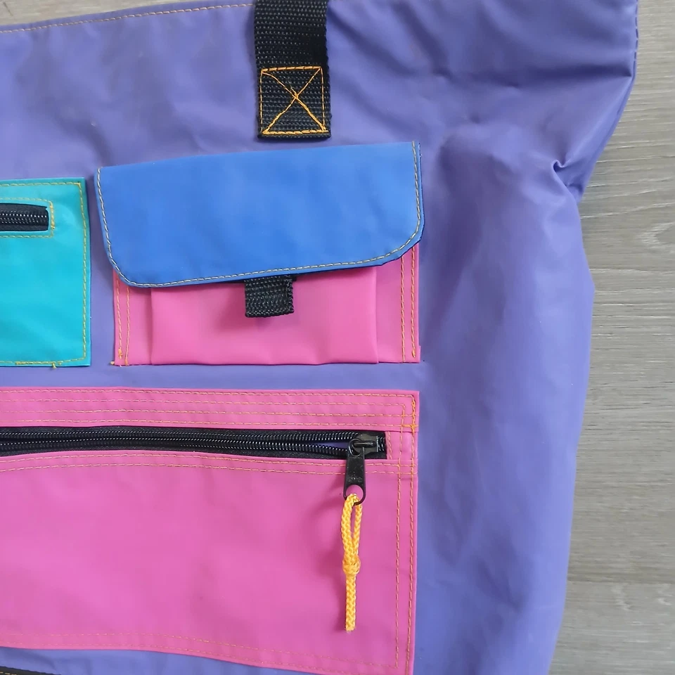 LA GEAR Vintage 80s 90s Retro Neon Colorblock Gym Duffel Travel Bag Vapor Wave - Image 4 of 4