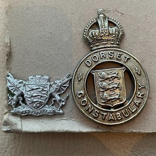 Dorset Constabulary Cap Badge & Collar British Police