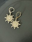 Vintage Costume Jewelry 2 Pair Earrings Rhinestone Snowflakes ￼ — photo 4