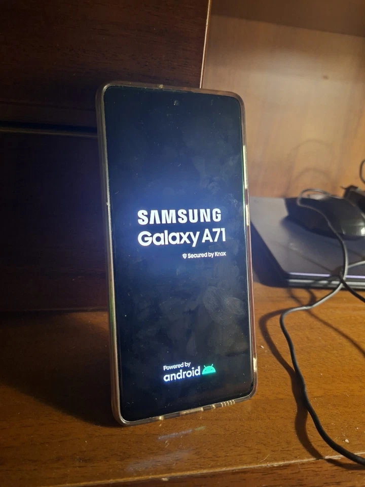 Samsung Galaxy A71 · 256GB, foto 1 di 3