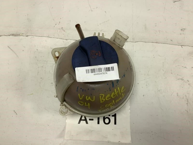 Volkswagen Beetle 2000 2010 convertible 2,0 L depósito de refrigerante OEM Foto 4 de 4