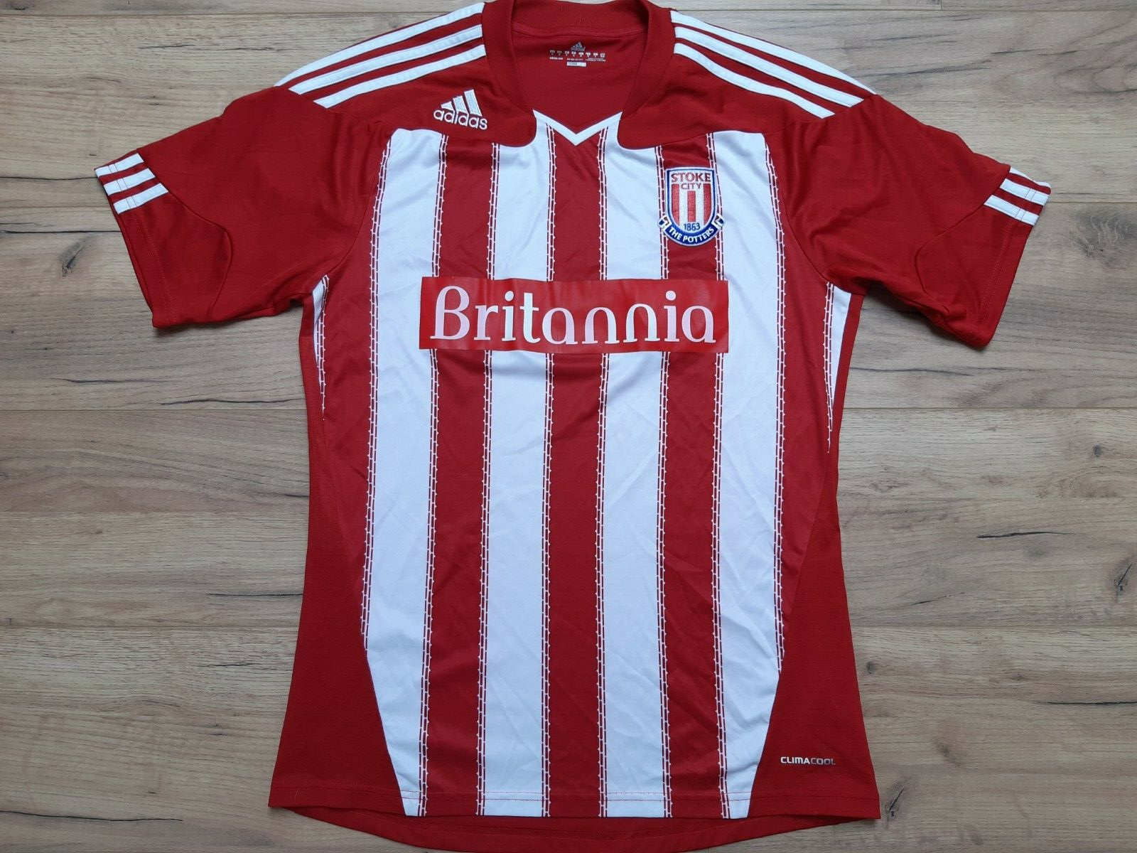 Foto 1 di 10