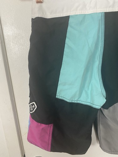 Volcom Stone Youth Colorblock Boardshort Swim Shorts Black Blue Size 25 - Picture 9 of 11