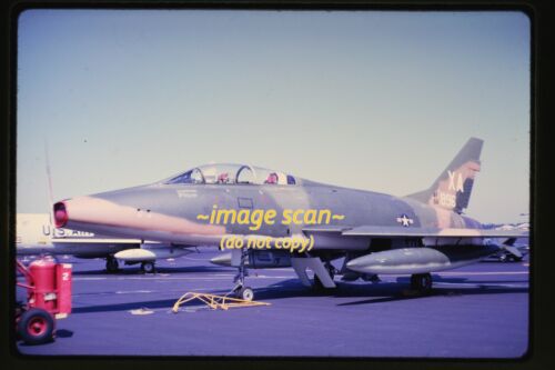 USAF F-100 Super Sabre Aircraft #56896 in 1968, Original Slide L15a - 第 1/2 張圖片