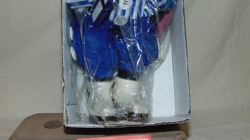 Muñeca de porcelana azul payaso calendario de septiembre de 1986 con caja - Imagen 5 de 8