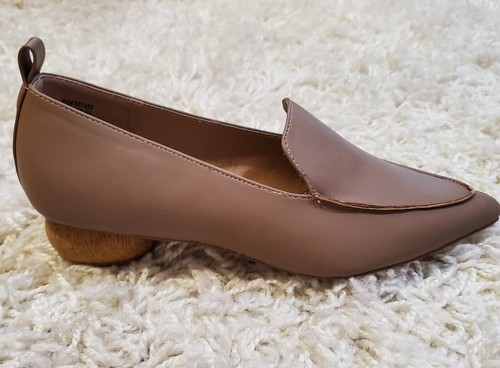 Journee Collection Maggs Loafer Pointed Toe SlipOn Beige 1 1/4in. Heel Sz.WD 5.5 - Picture 2 of 10
