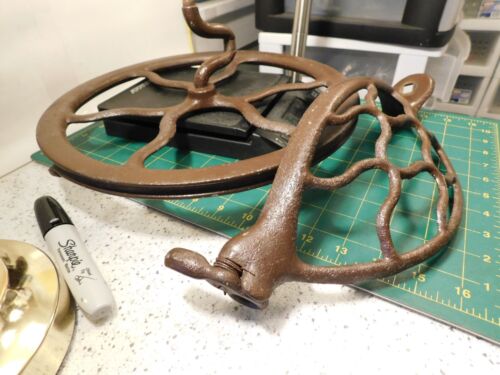 Piezas de máquina de coser Singer vintage rueda de cinturón y protector - Imagen 3 de 10