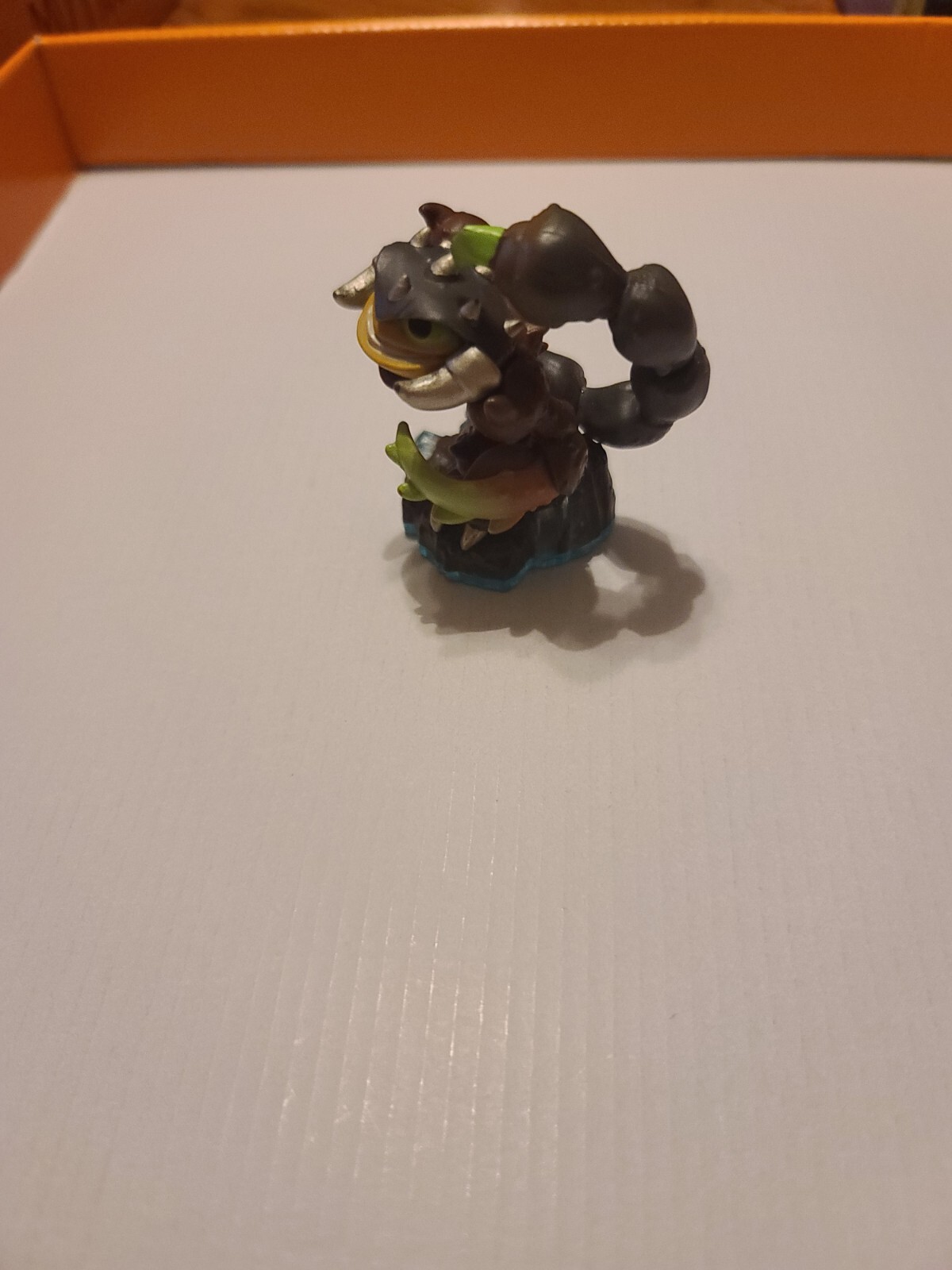 Picture 2 of 4