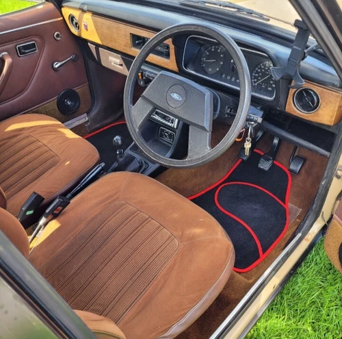 1978 Ford Escort Mk2  Ghia - Picture 12 of 24