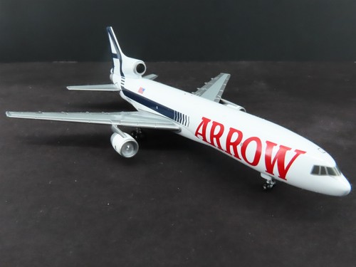 1:400 Gemini Jets GJAPW071 Die-Cast Arrow Air Lockheed L-1011 Airliner - Picture 7 of 13