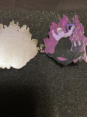 Disney Heroes Vs. Villains Villains' Lair Pin Ursula LE 250 | eBay