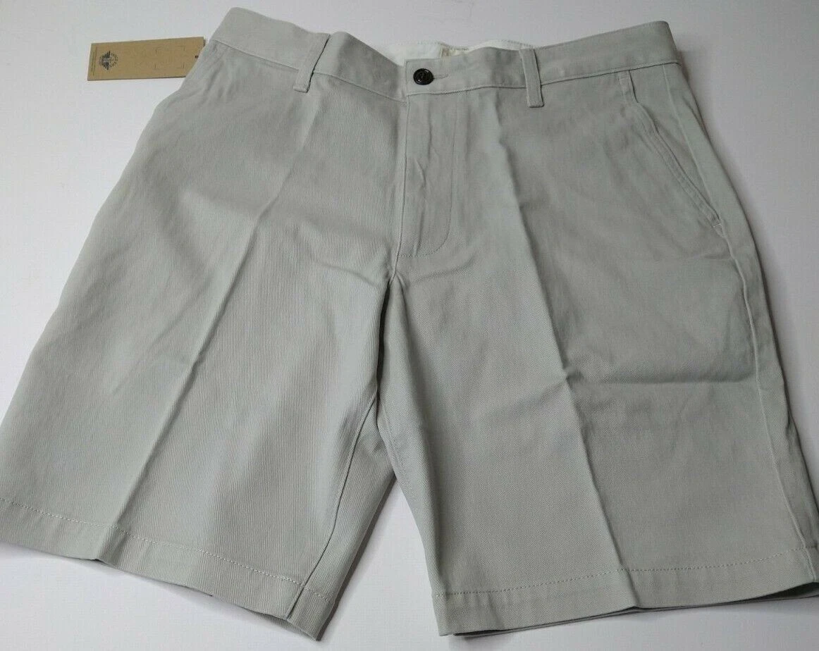 Dockers Mens Shorts Size 32 Light Gray, Has Smart Phone Pocket! New NWT