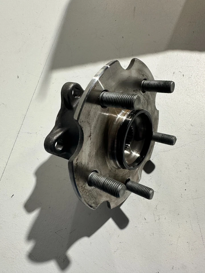 06-18 TOYOTA RAV4 LEXUS NX300 NX200t COJINETE DE RUEDA TRASERA Y BUJE 42410-0R010 OEM Foto 3 de 4