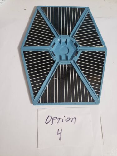 Copribatteria Struts Battle Damaged TIE Fighter SCEGLI Star Wars Vintage - Foto 50 di 51